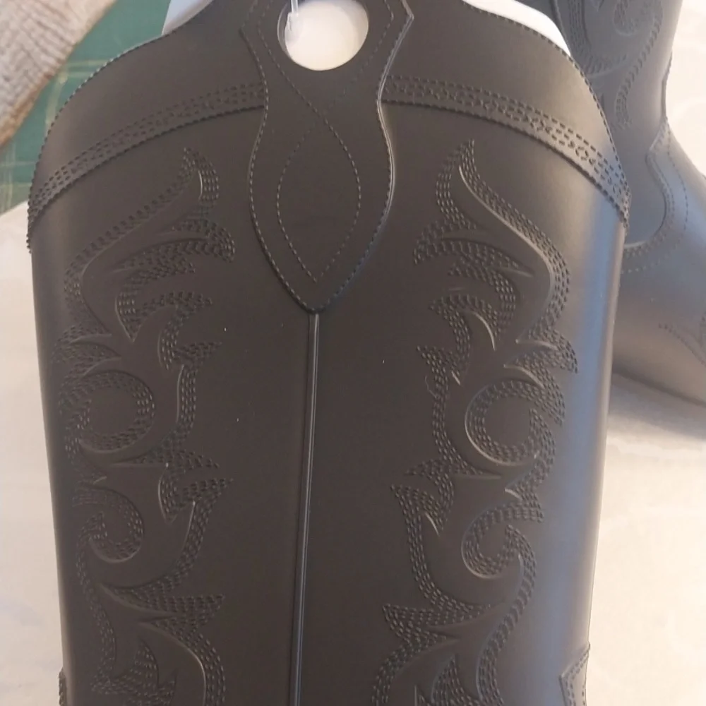 Rubber Cowboy Boots NWT Women's Size 8 Black Pull-on Rain Boots Water‎ Resistant